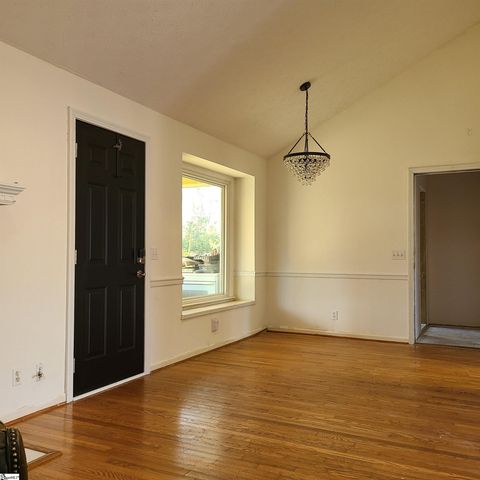 200 Dunwoody` Drive, Simpsonville, SC 29681