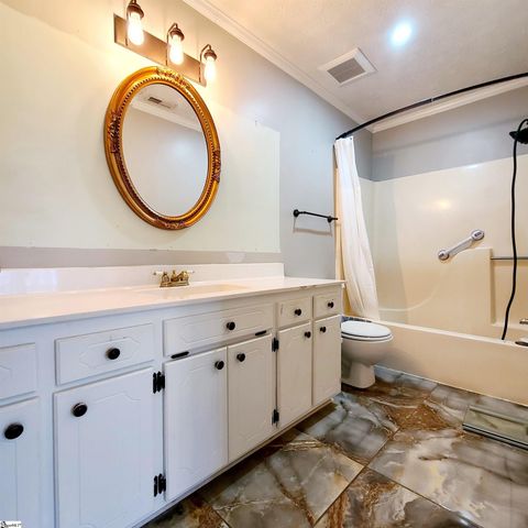 200 Dunwoody` Drive, Simpsonville, SC 29681