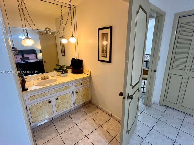 1712 SW 13th St, Miami, FL 33145