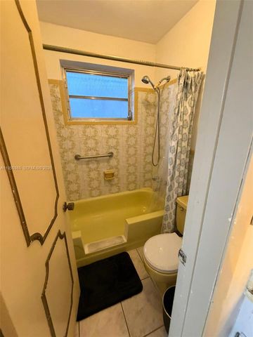 1712 SW 13th St, Miami, FL 33145