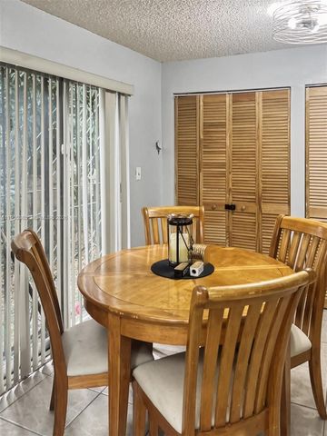 1712 SW 13th St, Miami, FL 33145