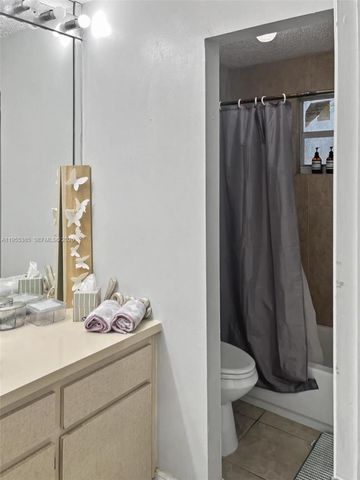 1712 SW 13th St, Miami, FL 33145