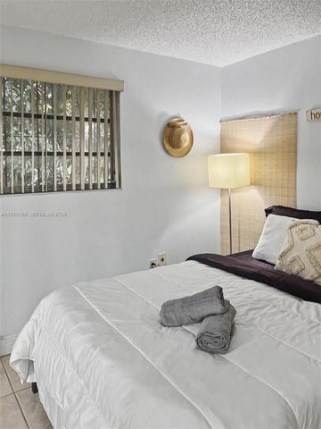 1712 SW 13th St, Miami, FL 33145