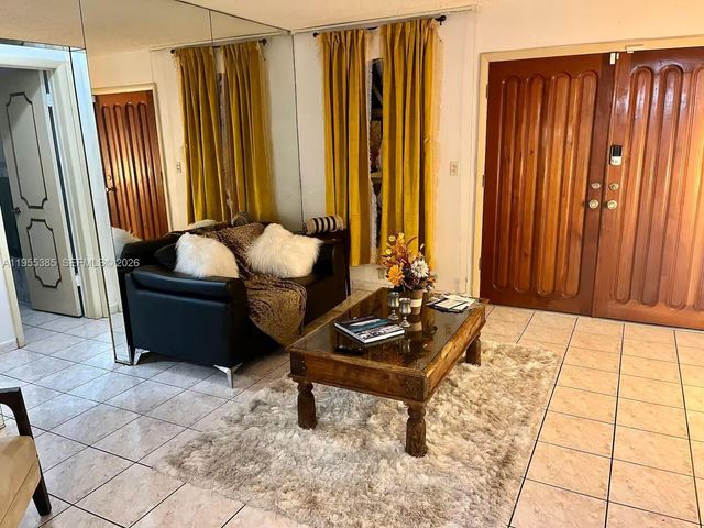 1712 SW 13th St, Miami, FL 33145