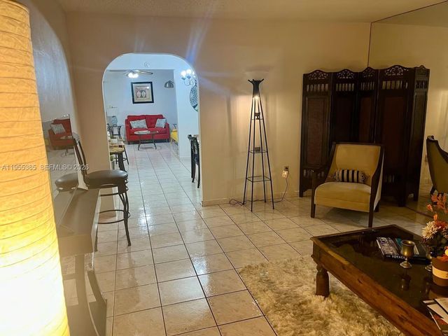 1712 SW 13th St, Miami, FL 33145