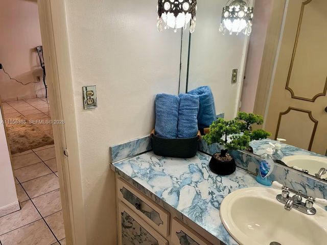 1712 SW 13th St, Miami, FL 33145