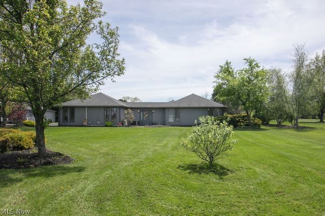 4199 W Middletown Road, Canfield, OH 44406