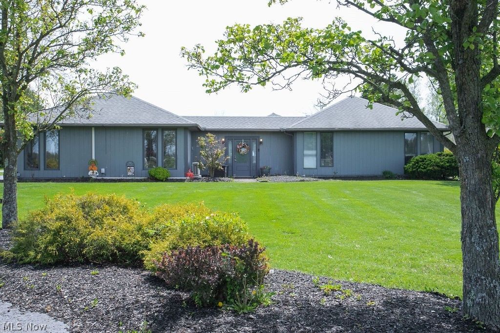 4199 W Middletown Road, Canfield, OH 44406