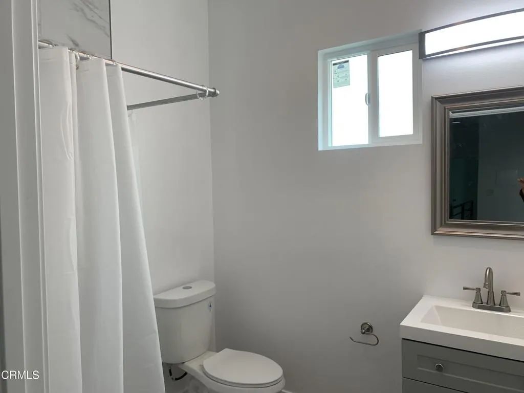 6375 Converse Avenue A, Los Angeles, CA 90001