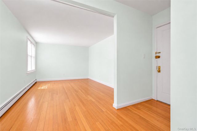 27-10 Parsons Boulevard 4B, Flushing, NY 11354