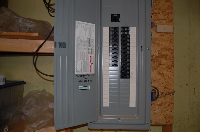 214 Dearborn Road, Pembroke, NH 03275