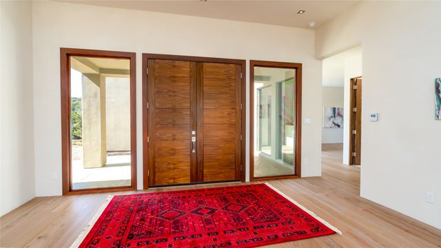 112 Valle Sereno, Santa Fe, NM 87506