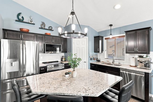 201 14th Avenue NW, Kasson, MN 55944