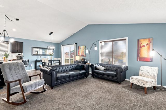 201 14th Avenue NW, Kasson, MN 55944