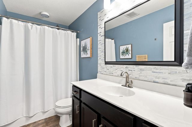 201 14th Avenue NW, Kasson, MN 55944