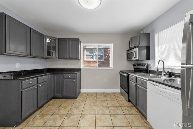 7346 Canton Avenue, Allenton, MO 63130