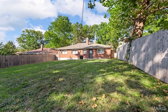 7346 Canton Avenue, Allenton, MO 63130