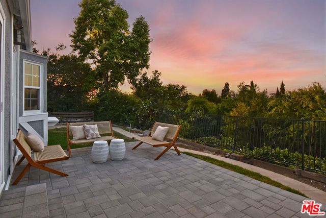 3753 Berry Drive, Studio City, CA 91604