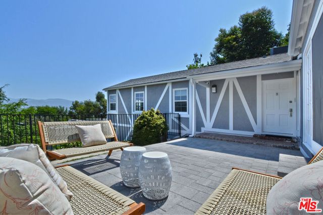 3753 Berry Drive, Studio City, CA 91604