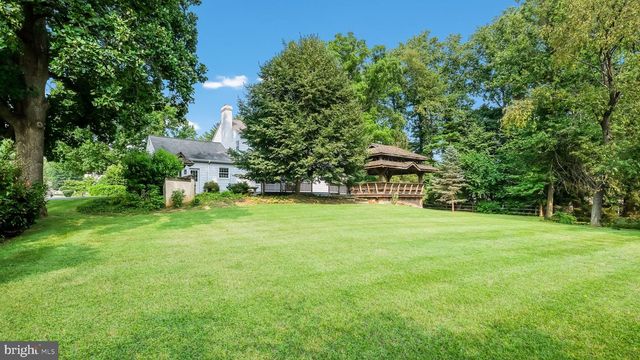 36 HARPER LN, North Wales, PA 19454