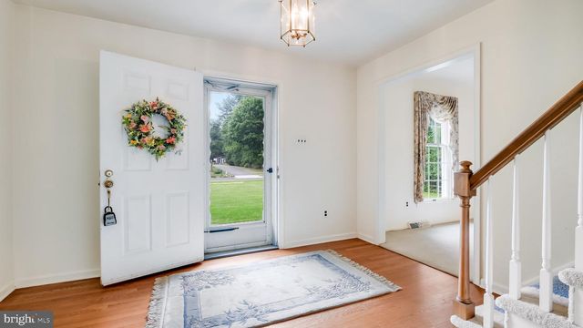 36 HARPER LN, North Wales, PA 19454
