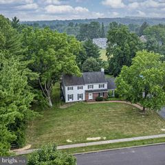 36 HARPER LN, North Wales, PA 19454