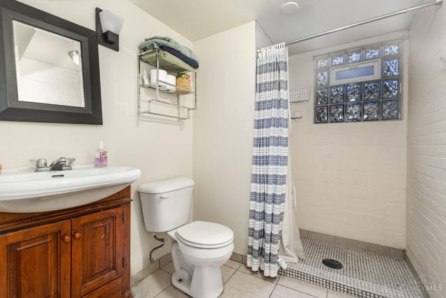 3903 Winding Way, Cincinnati, OH 45229