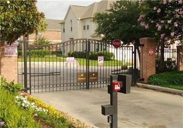 2714 Windy Thicket Lane, Houston, TX 77082