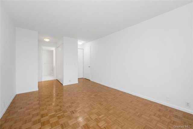 35 N Chatsworth Avenue 3V, Larchmont, NY 10538