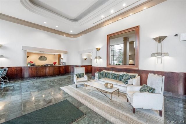 35 N Chatsworth Avenue 3V, Larchmont, NY 10538