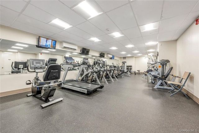 35 N Chatsworth Avenue 3V, Larchmont, NY 10538