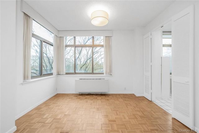 35 N Chatsworth Avenue 3V, Larchmont, NY 10538