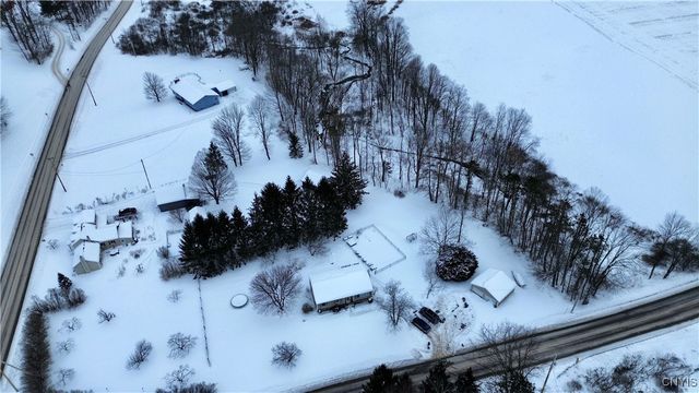 107 County Highway 33, Middlefield, NY 13326