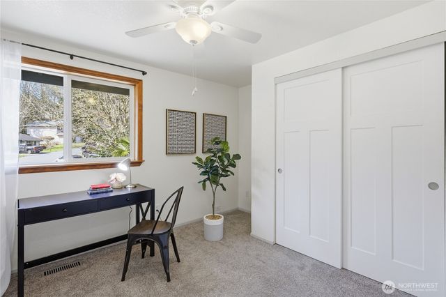 1050 NE Coco Court, Bremerton, WA 98311