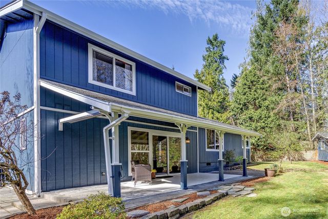 1050 NE Coco Court, Bremerton, WA 98311