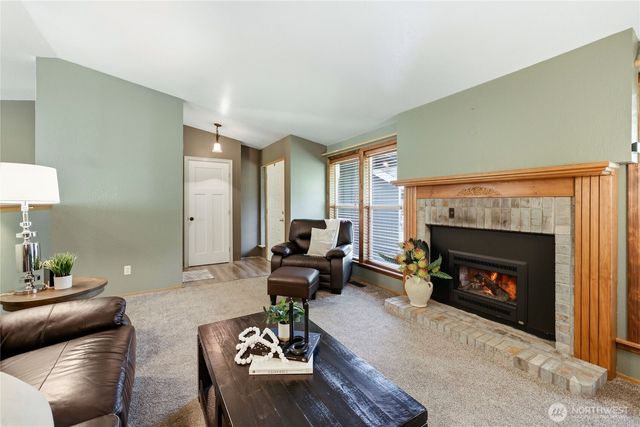 1050 NE Coco Court, Bremerton, WA 98311