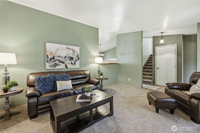 1050 NE Coco Court, Bremerton, WA 98311