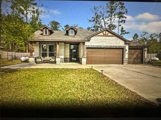 395 Road 662, Dayton, TX 77535