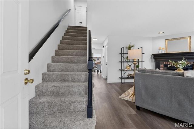 43 Trailside Court 6, St Peters, MO 63303