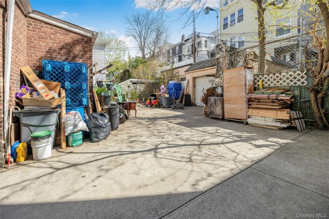 152 Livingston Avenue, Yonkers, NY 10705