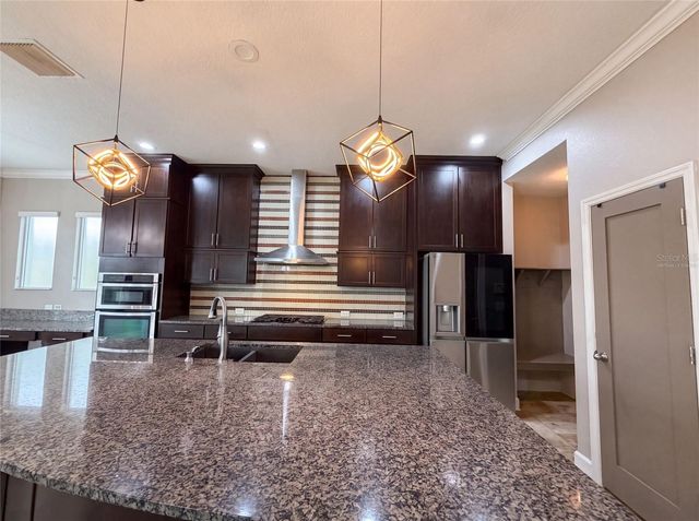 7304 MILESTONE DRIVE, Apollo Beach, FL 33572