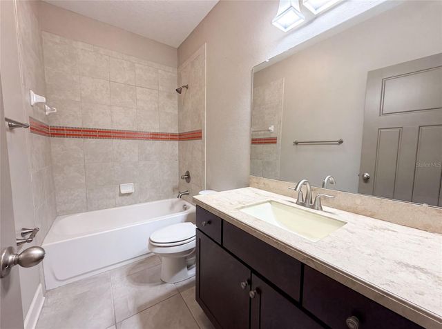 7304 MILESTONE DRIVE, Apollo Beach, FL 33572