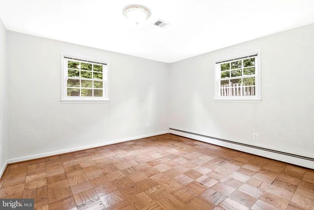 6450 OLD CHESTERBROOK RD, Mclean, VA 22101