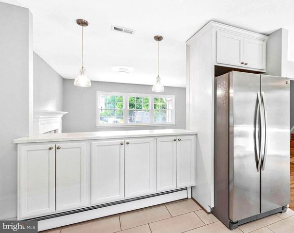 6450 OLD CHESTERBROOK RD, Mclean, VA 22101