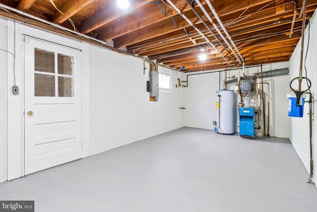 6450 OLD CHESTERBROOK RD, Mclean, VA 22101