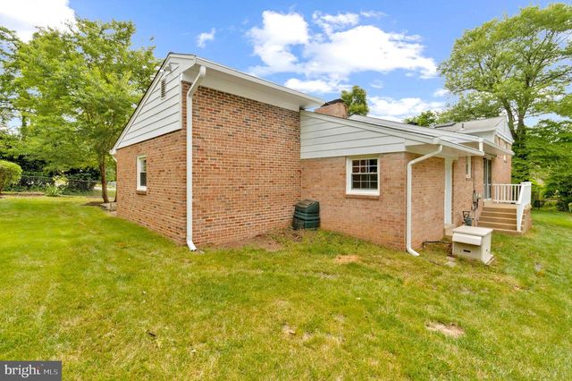 6450 OLD CHESTERBROOK RD, Mclean, VA 22101