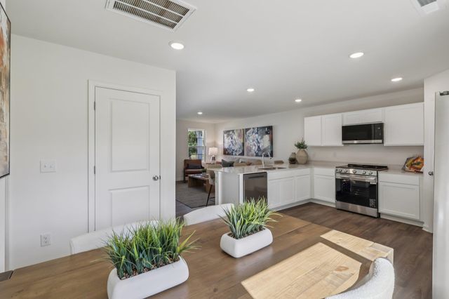 253 Parris Farm Road, Chesnee, SC 29323