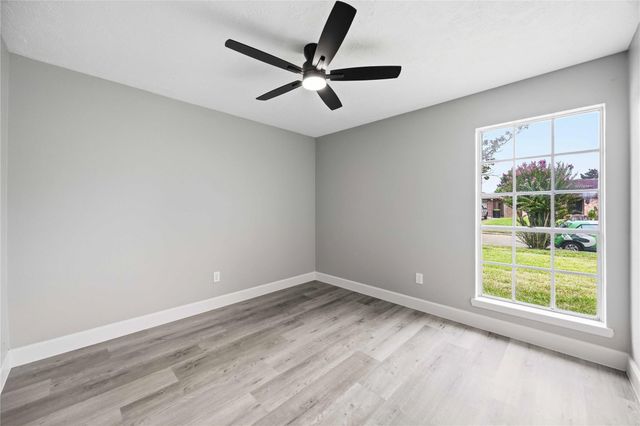 9710 Willow Wood Lane, Houston, TX 77086