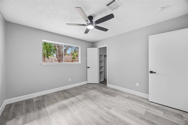 9710 Willow Wood Lane, Houston, TX 77086