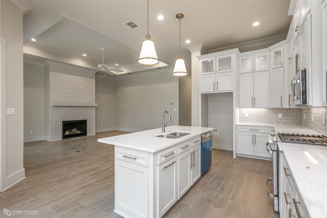 462 Stacey Lane, Bossier City, LA 71111